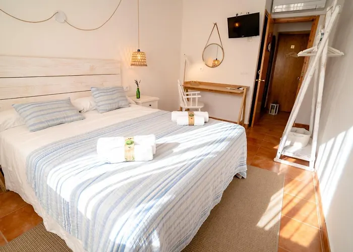 Sa Set Cales Сьюдадела