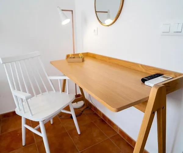 Sa Set Cales Ciutadella (Menorca)